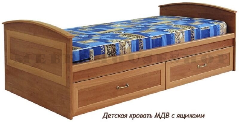Кровать за 200000 рублей